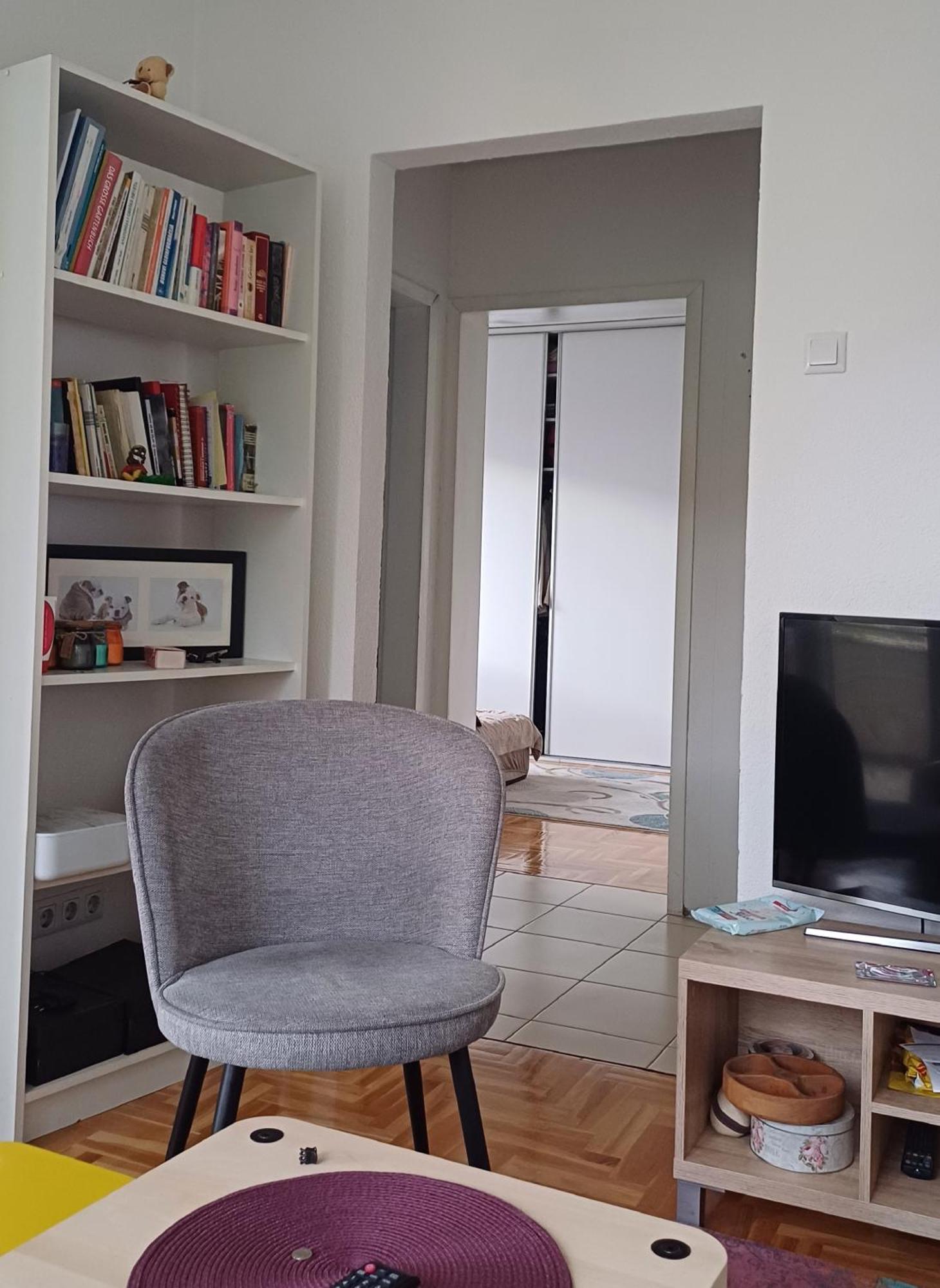 Cozy In Apartment